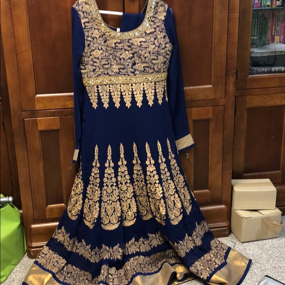 Tops - Beautiful Designed Indian Party Suit